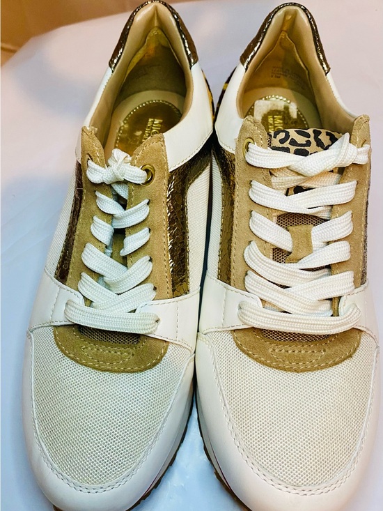 MICHAEL Michael Kors Other - MICHAEL Michael Kors White, Tan & Leopard Accent Girls Big Kid Sneakers